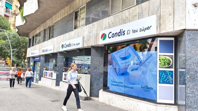 Campanya en pantalles de gran format