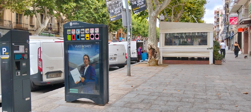 Publicitat exterior en Ecomupi a La Riera d’Arenys de Mar