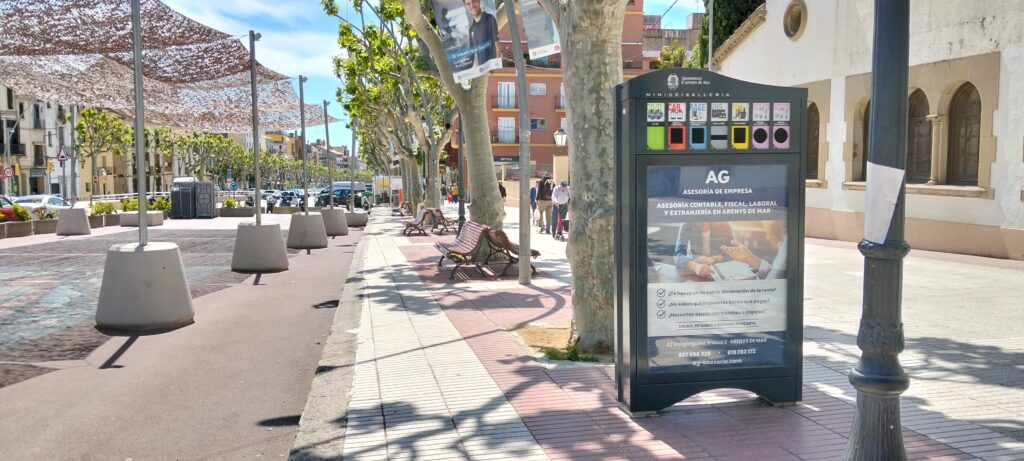 Ecomupi a la Riera d'Arenys de Mar davant del Calisay